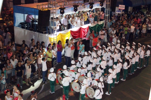 Encontro de Bandas e Fanfarras encanta público na  comemoração dos 70 Anos de Emancipação de Andirá